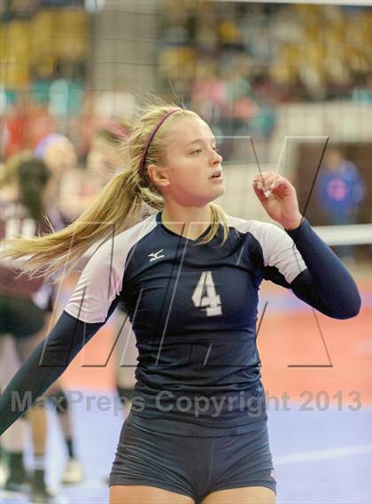 Thumbnail 2 in Cheyenne Mountain vs. Air Academy (CHSAA 4A Pool III) photogallery.