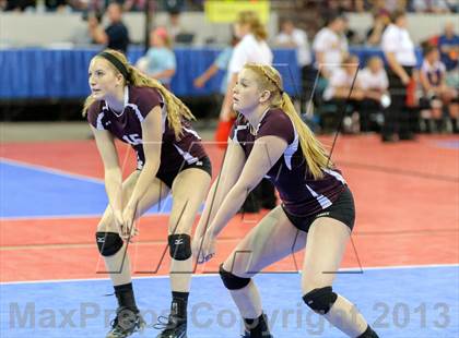Thumbnail 3 in Cheyenne Mountain vs. Air Academy (CHSAA 4A Pool III) photogallery.