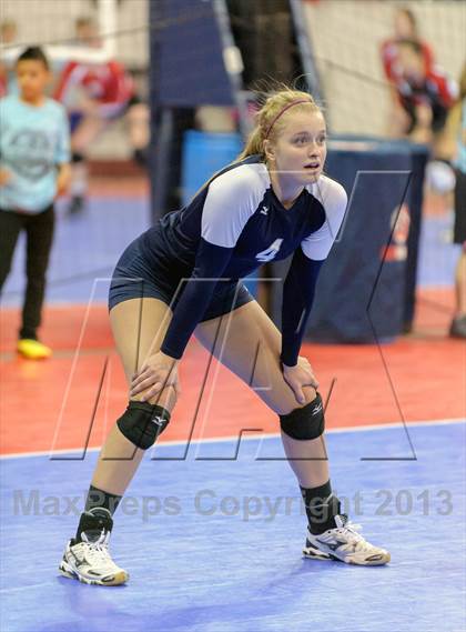 Thumbnail 3 in Cheyenne Mountain vs. Air Academy (CHSAA 4A Pool III) photogallery.