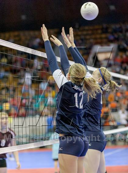 Thumbnail 2 in Cheyenne Mountain vs. Air Academy (CHSAA 4A Pool III) photogallery.