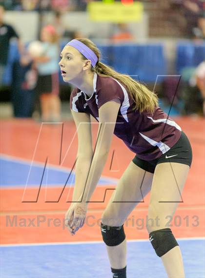 Thumbnail 3 in Cheyenne Mountain vs. Air Academy (CHSAA 4A Pool III) photogallery.