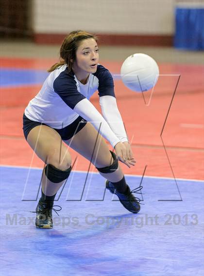 Thumbnail 2 in Cheyenne Mountain vs. Air Academy (CHSAA 4A Pool III) photogallery.