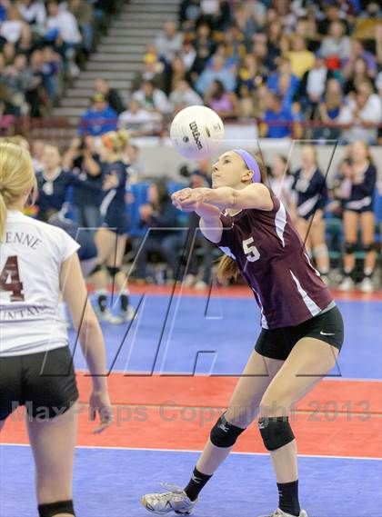 Thumbnail 2 in Cheyenne Mountain vs. Air Academy (CHSAA 4A Pool III) photogallery.
