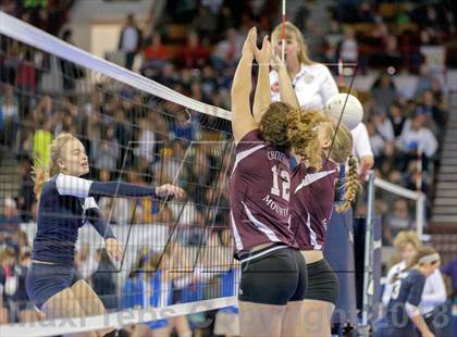 Thumbnail 1 in Cheyenne Mountain vs. Air Academy (CHSAA 4A Pool III) photogallery.