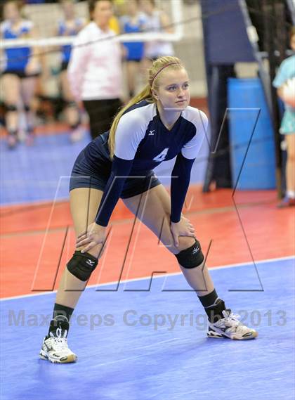 Thumbnail 2 in Cheyenne Mountain vs. Air Academy (CHSAA 4A Pool III) photogallery.