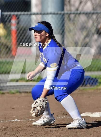 Thumbnail 2 in Sutter vs. West Valley (Pleasant Valley Tournament) photogallery.