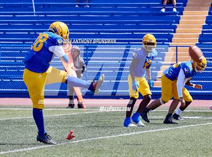 Thumbnail 2 in Inderkum @ Grant photogallery.