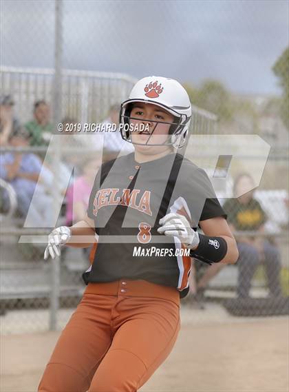 Thumbnail 2 in Kingsburg @ Selma photogallery.