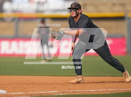 Thumbnail 3 in Warren Central vs George County (MSHAA 6A Final - Game 2) photogallery.