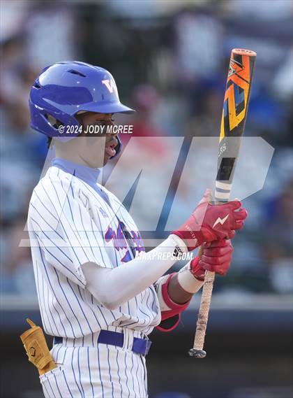 Thumbnail 2 in Warren Central vs George County (MSHAA 6A Final - Game 2) photogallery.