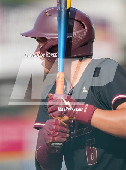 Thumbnail 3 in Warren Central vs George County (MSHAA 6A Final - Game 2) photogallery.