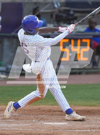 Thumbnail 1 in Warren Central vs George County (MSHAA 6A Final - Game 2) photogallery.