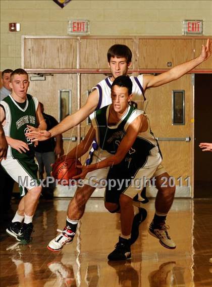 Thumbnail 1 in Islip vs Westhampton (2011 Holiday Tournament) photogallery.