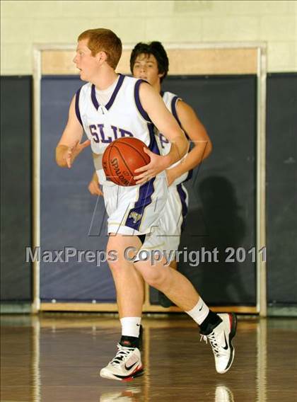 Thumbnail 3 in Islip vs Westhampton (2011 Holiday Tournament) photogallery.