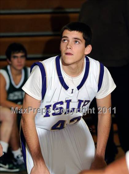 Thumbnail 3 in Islip vs Westhampton (2011 Holiday Tournament) photogallery.