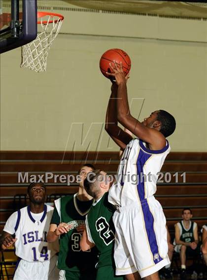 Thumbnail 3 in Islip vs Westhampton (2011 Holiday Tournament) photogallery.