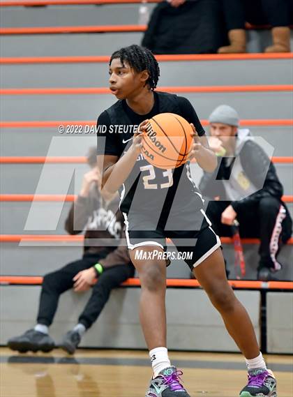 Thumbnail 2 in Sacramento vs. River City (Tiger Classic) photogallery.