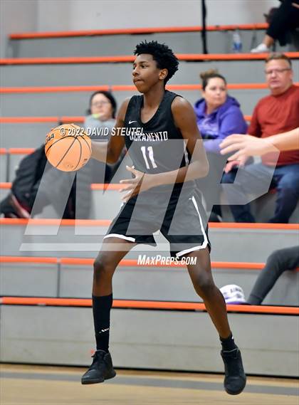 Thumbnail 3 in Sacramento vs. River City (Tiger Classic) photogallery.