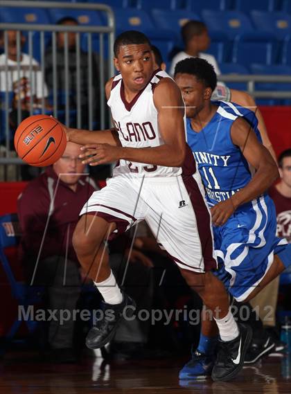 Thumbnail 1 in Plano vs. Cedar Valley Christian (Thanksgiving Hoopfest) photogallery.