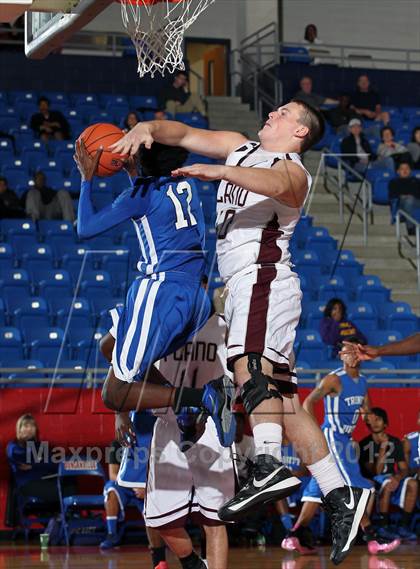 Thumbnail 3 in Plano vs. Cedar Valley Christian (Thanksgiving Hoopfest) photogallery.