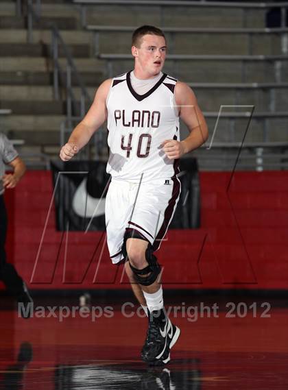 Thumbnail 2 in Plano vs. Cedar Valley Christian (Thanksgiving Hoopfest) photogallery.