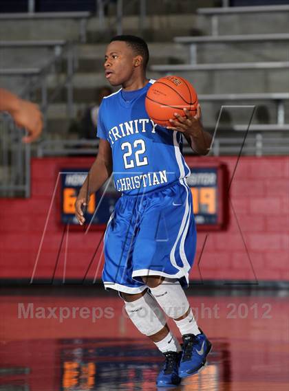 Thumbnail 1 in Plano vs. Cedar Valley Christian (Thanksgiving Hoopfest) photogallery.