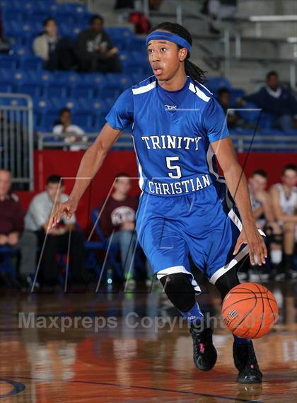 Thumbnail 1 in Plano vs. Cedar Valley Christian (Thanksgiving Hoopfest) photogallery.