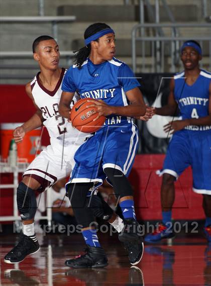 Thumbnail 3 in Plano vs. Cedar Valley Christian (Thanksgiving Hoopfest) photogallery.
