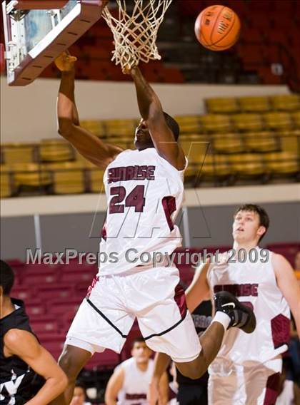 Thumbnail 2 in Sunrise Christian Academy @ Hebron (Fantasy of Lights Tournament) photogallery.
