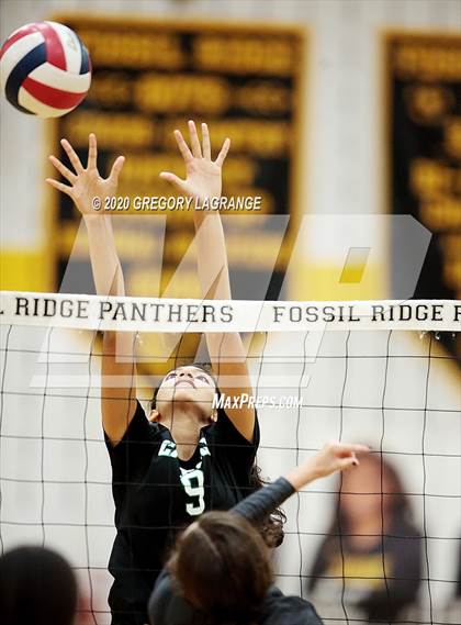 Thumbnail 1 in Carroll vs Fossil Ridge photogallery.