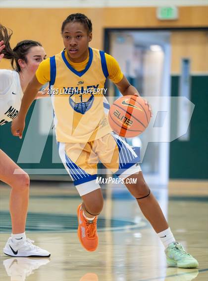 Thumbnail 2 in Marin Catholic vs. Pinole Valley (Sabrina Ionescu SI20 Showcase) photogallery.
