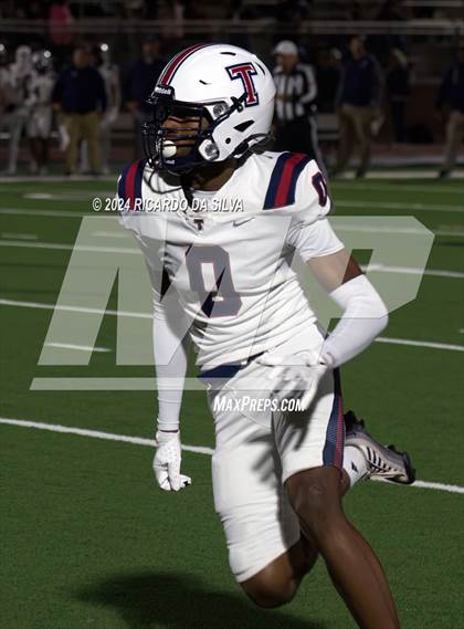 Thumbnail 1 in Strake Jesuit vs Tompkins (UIL Football 6A D1 Bi-District) photogallery.