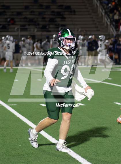 Thumbnail 3 in Strake Jesuit vs Tompkins (UIL Football 6A D1 Bi-District) photogallery.