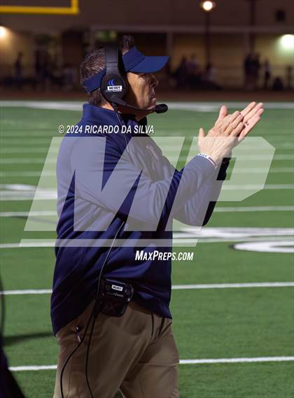 Thumbnail 3 in Strake Jesuit vs Tompkins (UIL Football 6A D1 Bi-District) photogallery.