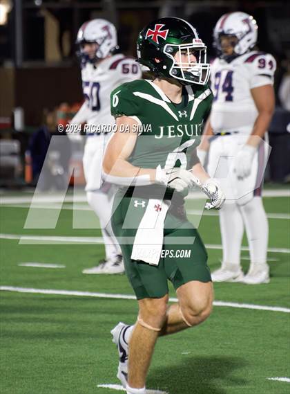 Thumbnail 3 in Strake Jesuit vs Tompkins (UIL Football 6A D1 Bi-District) photogallery.