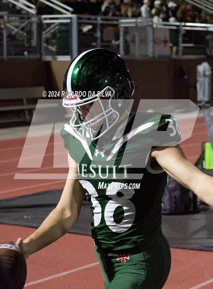 Thumbnail 1 in Strake Jesuit vs Tompkins (UIL Football 6A D1 Bi-District) photogallery.