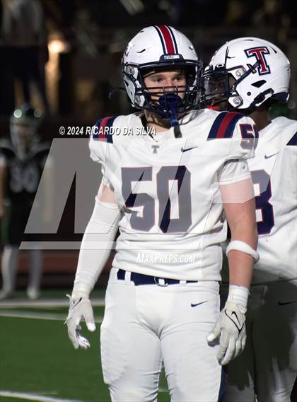 Thumbnail 2 in Strake Jesuit vs Tompkins (UIL Football 6A D1 Bi-District) photogallery.