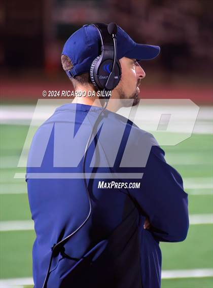 Thumbnail 1 in Strake Jesuit vs Tompkins (UIL Football 6A D1 Bi-District) photogallery.