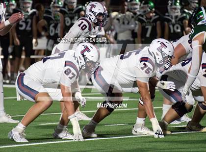 Thumbnail 3 in Strake Jesuit vs Tompkins (UIL Football 6A D1 Bi-District) photogallery.