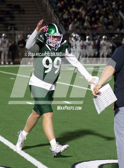 Thumbnail 1 in Strake Jesuit vs Tompkins (UIL Football 6A D1 Bi-District) photogallery.
