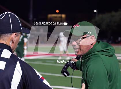 Thumbnail 2 in Strake Jesuit vs Tompkins (UIL Football 6A D1 Bi-District) photogallery.