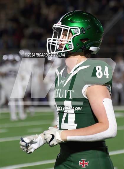 Thumbnail 1 in Strake Jesuit vs Tompkins (UIL Football 6A D1 Bi-District) photogallery.