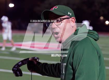 Thumbnail 1 in Strake Jesuit vs Tompkins (UIL Football 6A D1 Bi-District) photogallery.