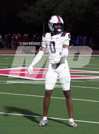 Thumbnail 3 in Strake Jesuit vs Tompkins (UIL Football 6A D1 Bi-District) photogallery.