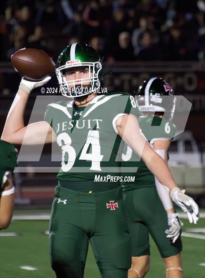 Thumbnail 3 in Strake Jesuit vs Tompkins (UIL Football 6A D1 Bi-District) photogallery.