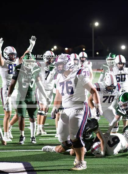 Thumbnail 3 in Strake Jesuit vs Tompkins (UIL Football 6A D1 Bi-District) photogallery.