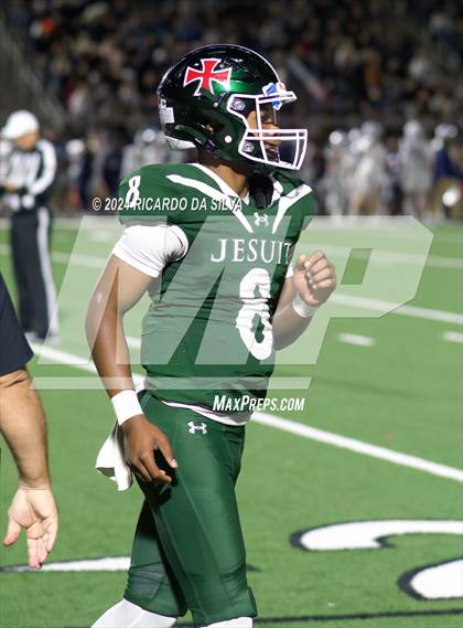 Thumbnail 1 in Strake Jesuit vs Tompkins (UIL Football 6A D1 Bi-District) photogallery.