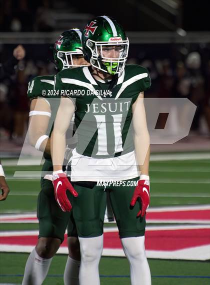 Thumbnail 1 in Strake Jesuit vs Tompkins (UIL Football 6A D1 Bi-District) photogallery.