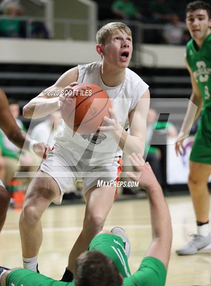 Thumbnail 3 in Fairland vs. Ridgewood (OHSAA D3 Regional Semifinal) photogallery.