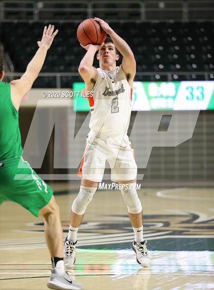 Thumbnail 1 in Fairland vs. Ridgewood (OHSAA D3 Regional Semifinal) photogallery.
